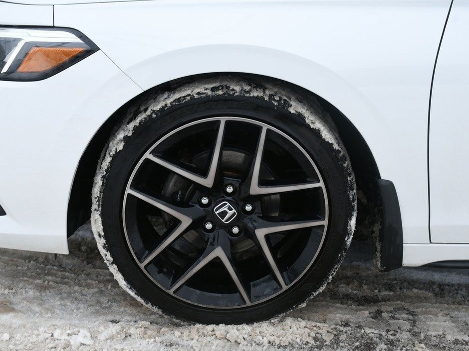 2022 Honda Civic Hatchback Sport Touring Certified | NAVI | Backup Cam | Moonroof | Bluetooth | Heated Seats