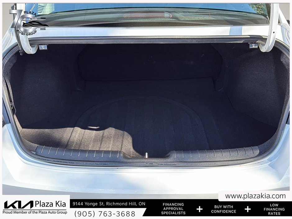 2023 Hyundai Elantra Preferred *Heated Wheel | Remote Start | Blind Spot Assist*