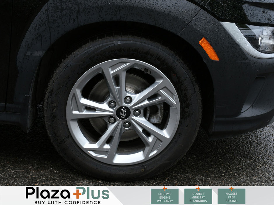 2022 Hyundai Kona Preferred Certified | Backup Camera | Bluetooth | Moonroof | Low Mileage