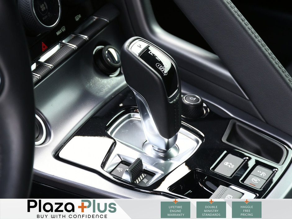 2021 Jaguar F-TYPE P300 Certified | Navigation | Leather