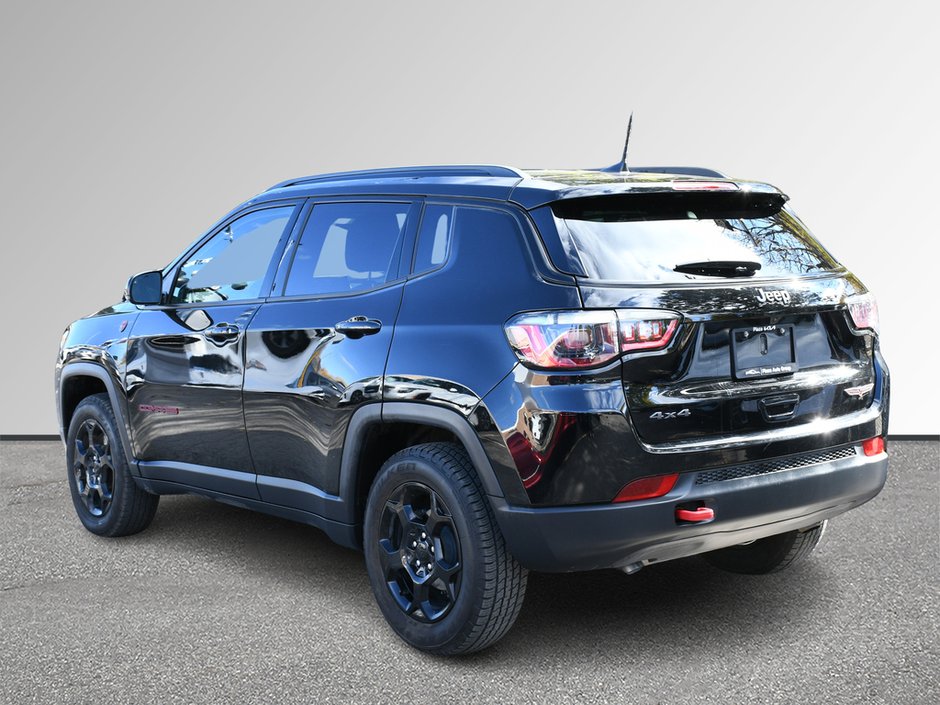 2023 Jeep Compass Trailhawk-3