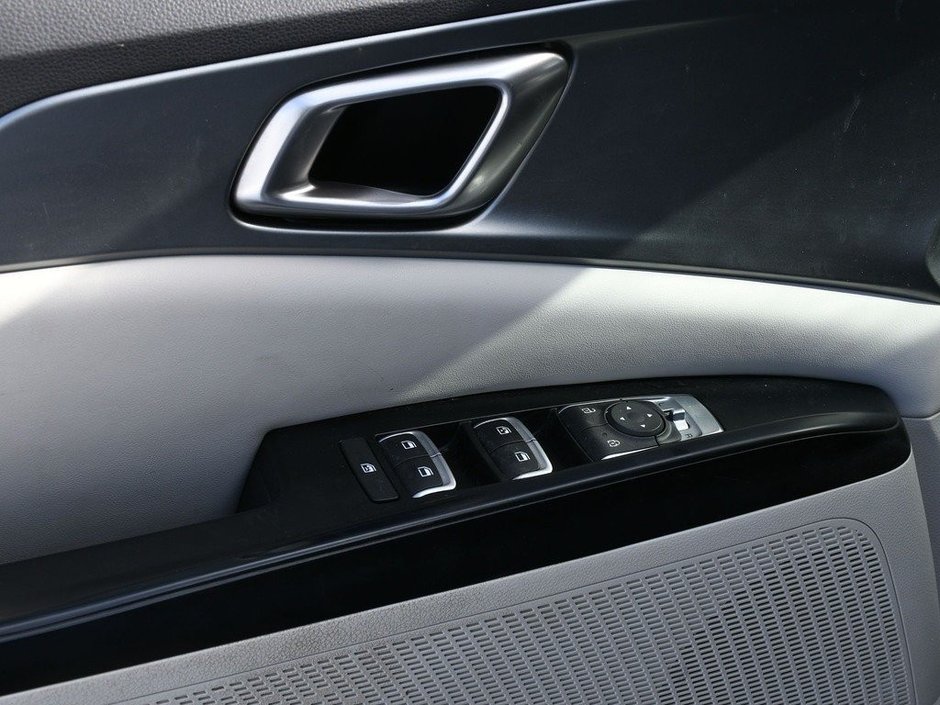 2023 Kia Carnival LX CPO | 3rd Row Seating | Backup Camera | Bluetooth