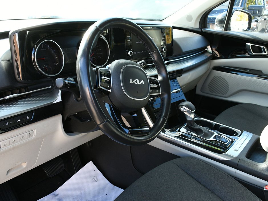 2024 Kia Carnival LX+ CPO | 3rd Row Seating | Backup Camera | Bluetooth