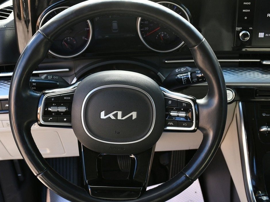 2024 Kia Carnival LX+ CPO | 3rd Row Seating | Backup Camera | Bluetooth