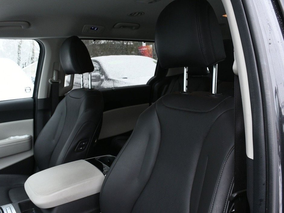 2024 Kia Carnival EX Heated Seats l Back Up Camera