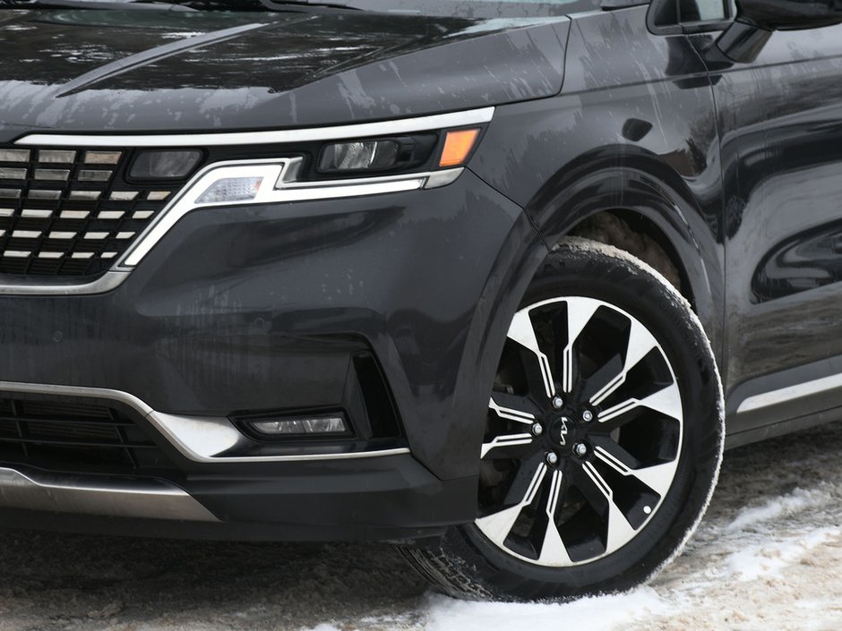 2024 Kia Carnival EX