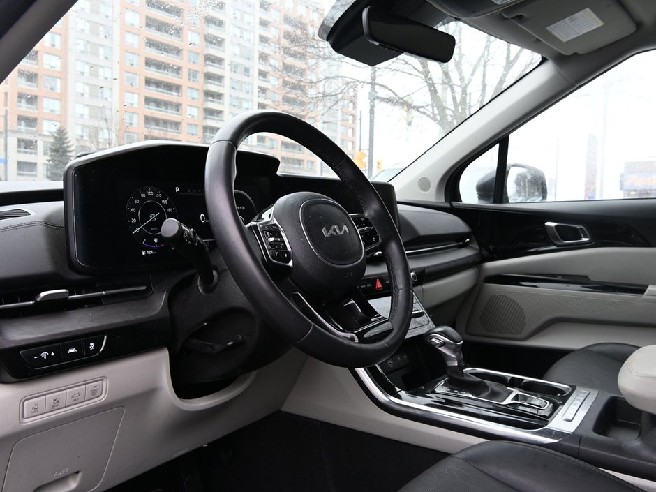 2024 Kia Carnival EX