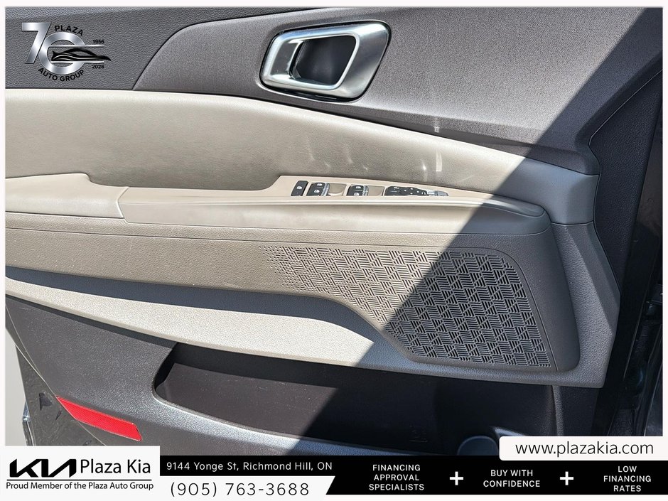 2025 Kia Carnival EX