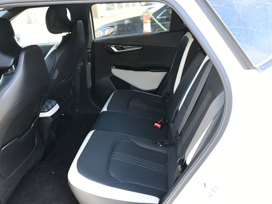 2024 Kia EV6 Land w/GT-Line Pkg 1-11