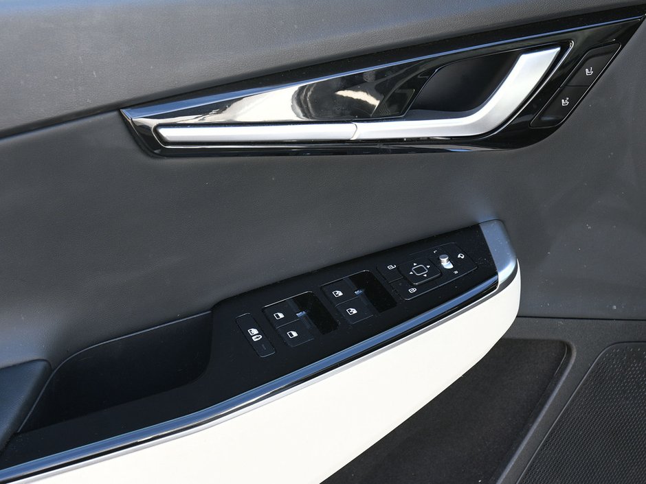 2024 Kia EV6 Land w/GT-Line Pkg 1-7