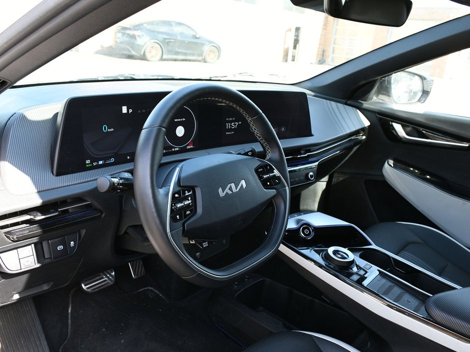 2024 Kia EV6 Land w/GT-Line Pkg 1