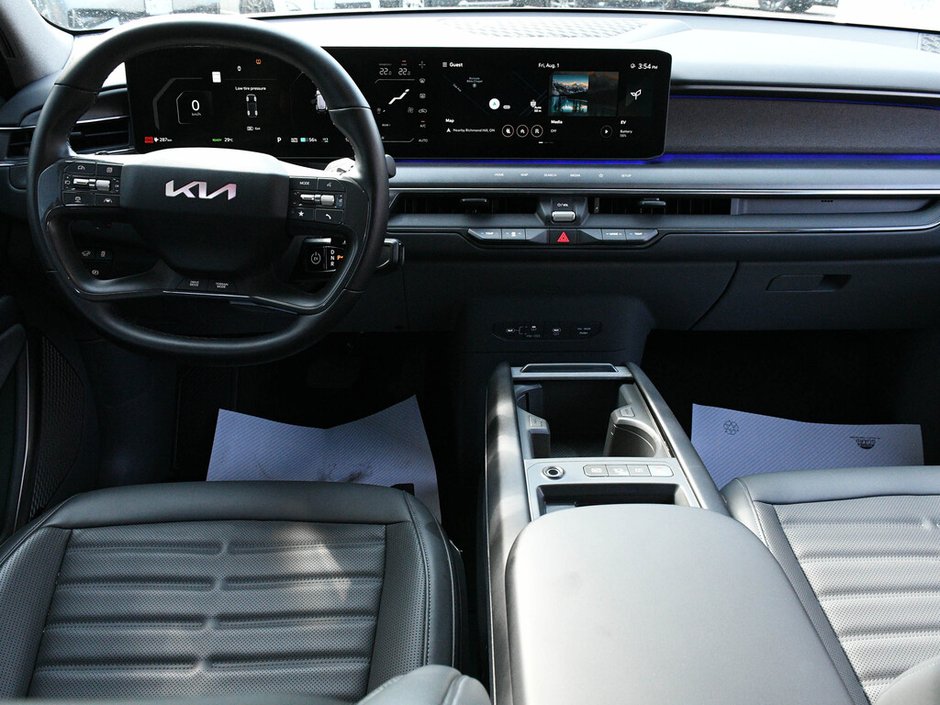 2024 Kia EV9 Land w/Premium Package CPO | NAVI | Blind Spot Monitor | Power Liftgate | 3rd Row | Moonroof
