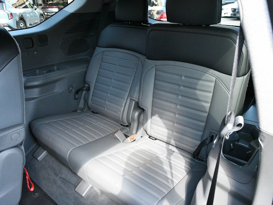 2024 Kia EV9 Land w/Premium Package CPO | NAVI | Blind Spot Monitor | Power Liftgate | 3rd Row | Moonroof