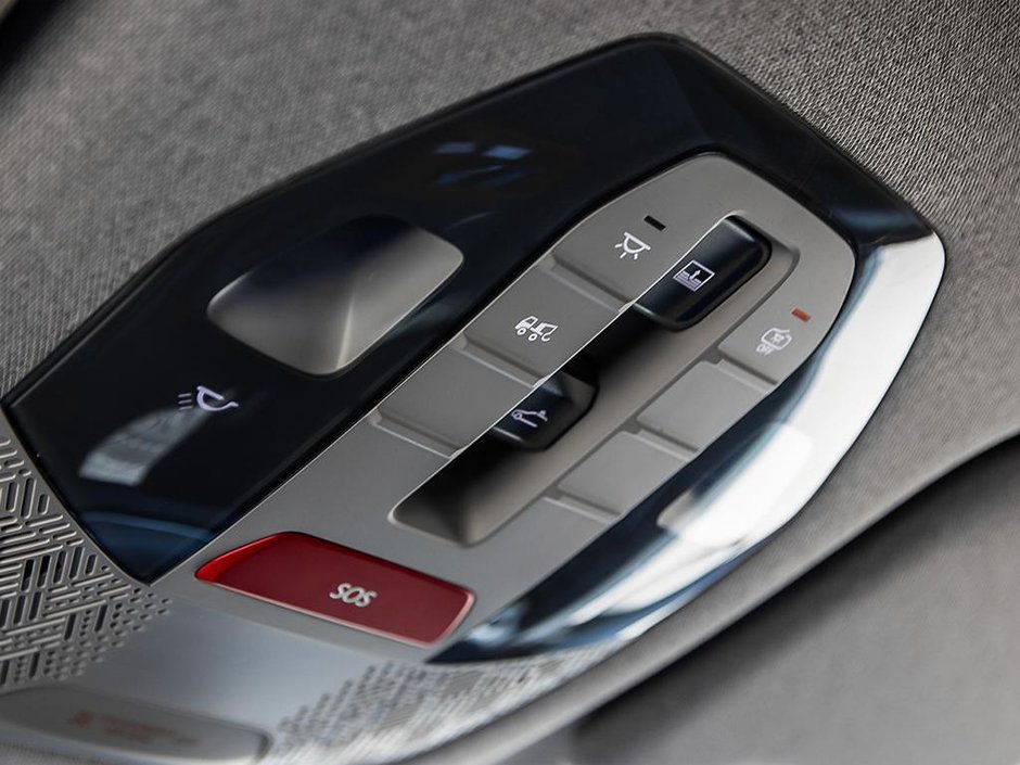 2026 Kia EV9 Land AWD w/ Premium Package-22