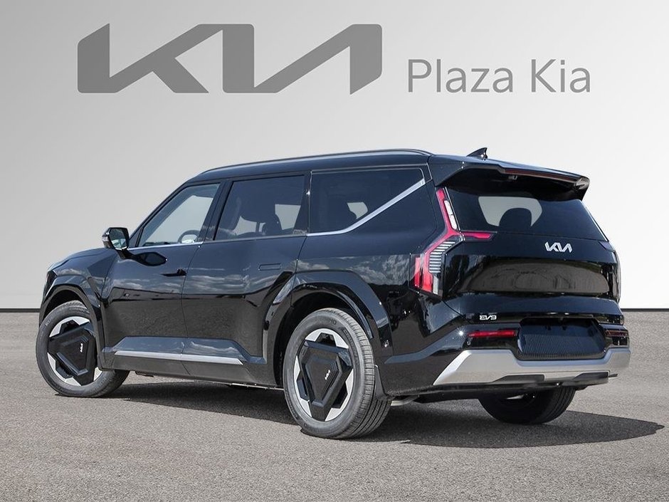 2026 Kia EV9 Land AWD w/ Premium Package-5