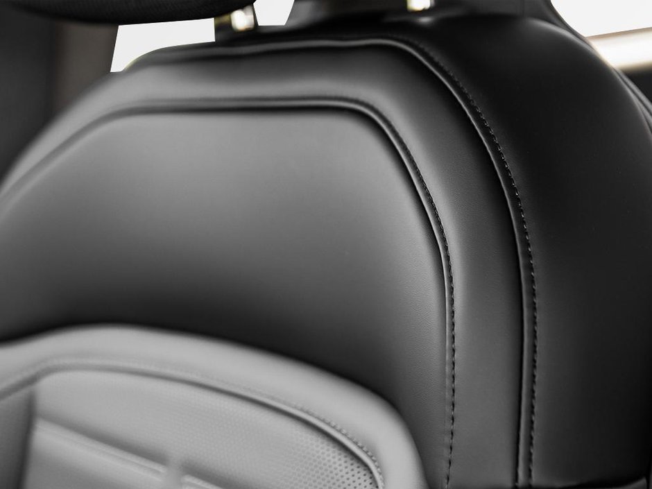 2026 Kia EV9 Land AWD w/ Premium Package-18