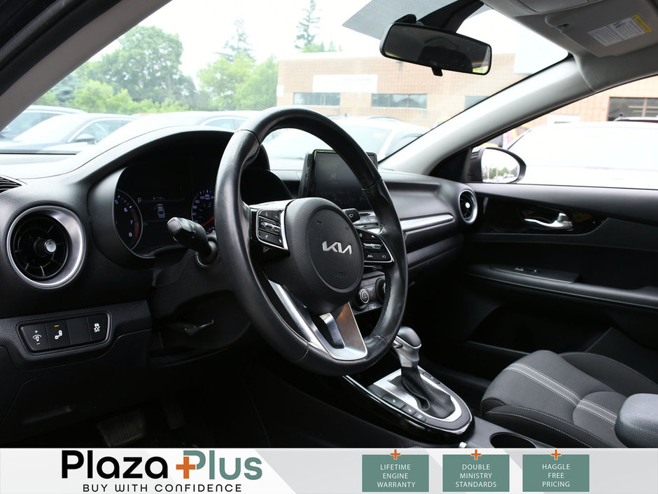 2022 Kia Forte EX-8