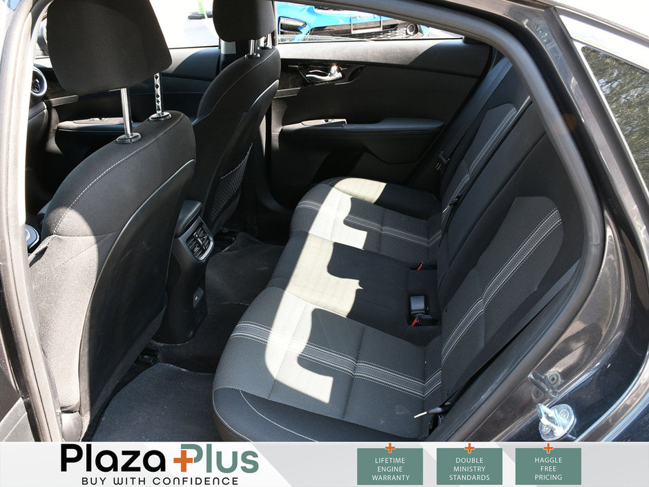 2022 Kia Forte EX-11