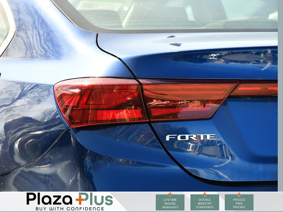 2023 Kia Forte EX