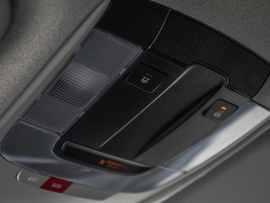 2025 Kia Niro HEV EX-23