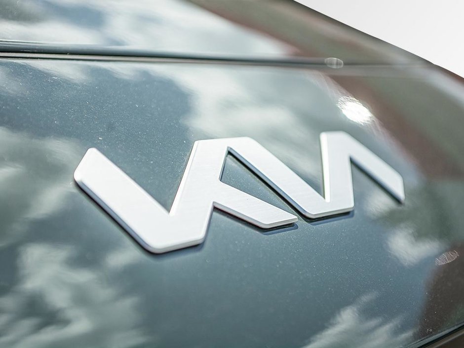 2026 Kia Niro HEV SX-8