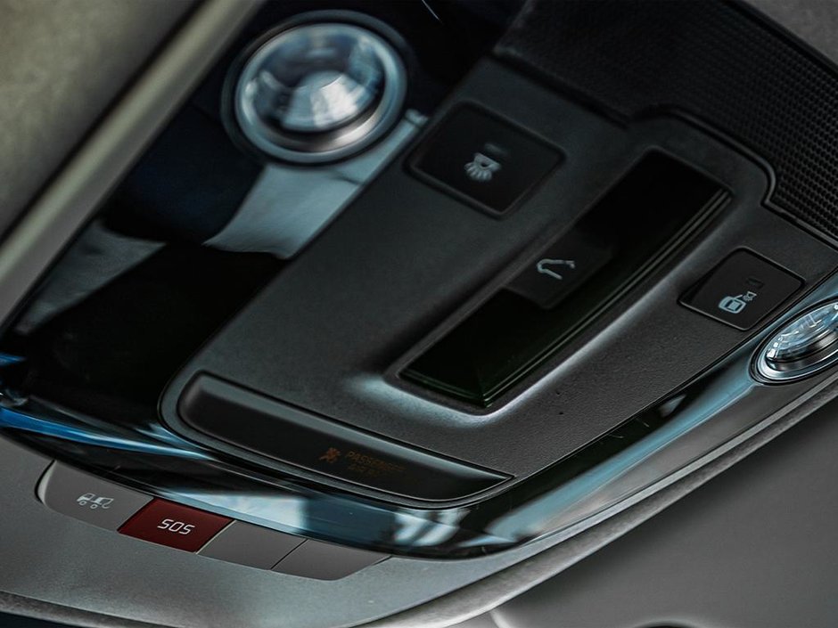 2026 Kia Niro HEV SX-17