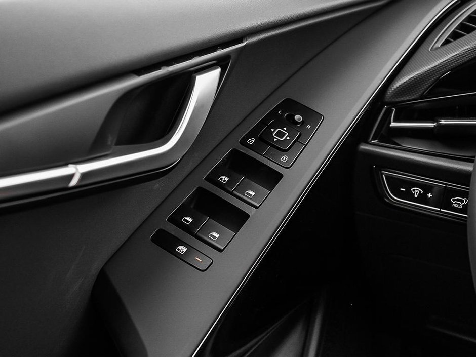 2026 Kia Niro HEV EX Premium-15