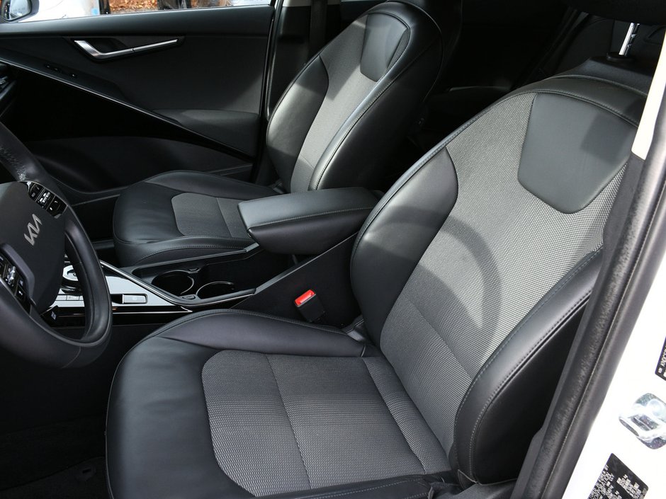 2023 Kia Niro Plug-In Hybrid EX CPO | NAVI | Low Mileage | Backup Camera | Bluetooth