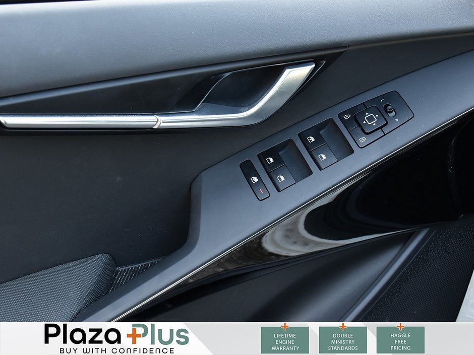 2024 Kia Niro Plug-In Hybrid EX