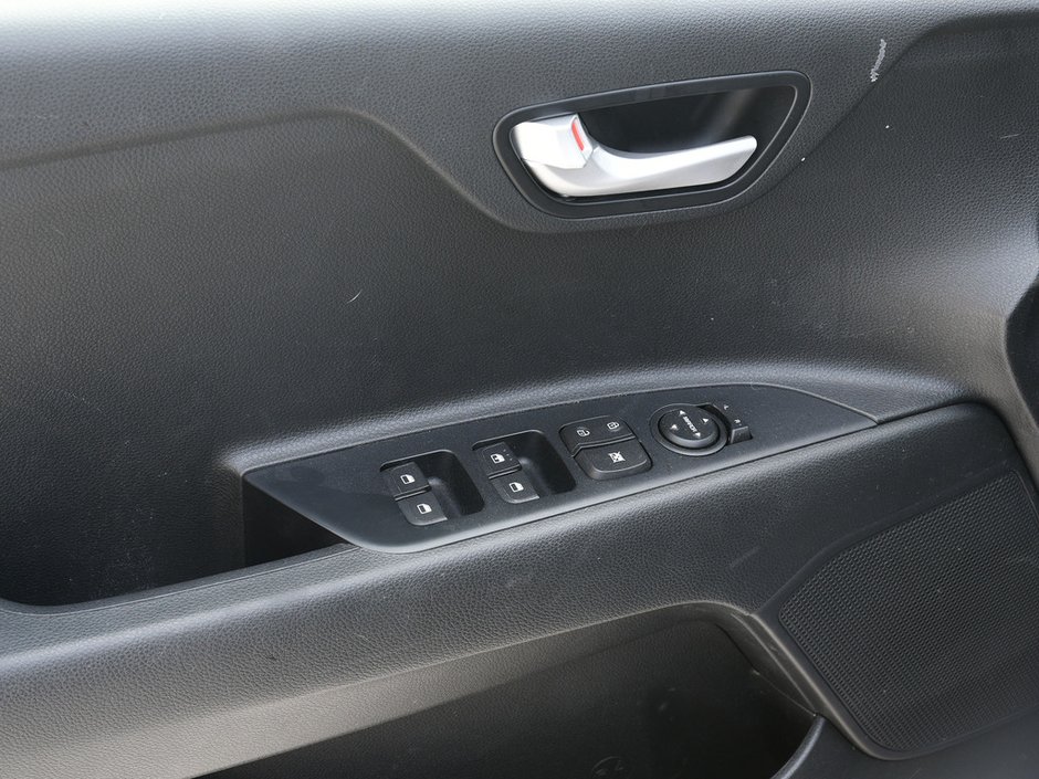 2021 Kia Rio 5-door LX+ Certified | Low Mileage | Bluetooth | Heated Seats | Heated Mirrors