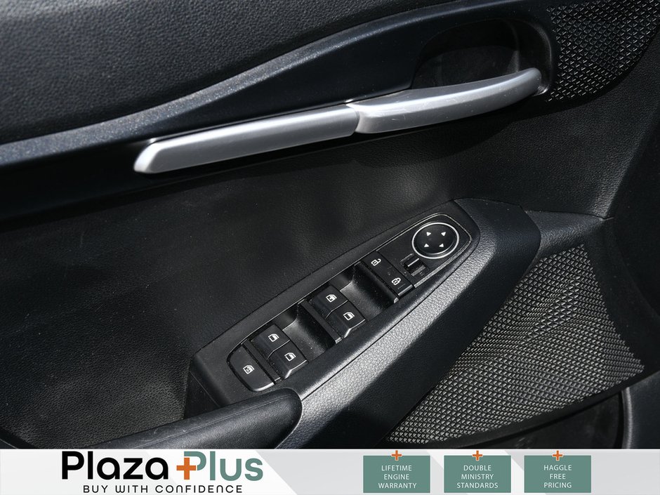 2023 Kia Seltos LX Certified | Low Mileage | Apple Carplay | Android Auto | Backup Camera