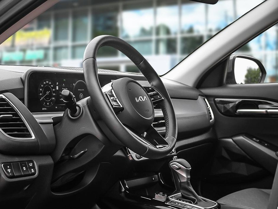 2025 Kia Seltos EX Premium-9