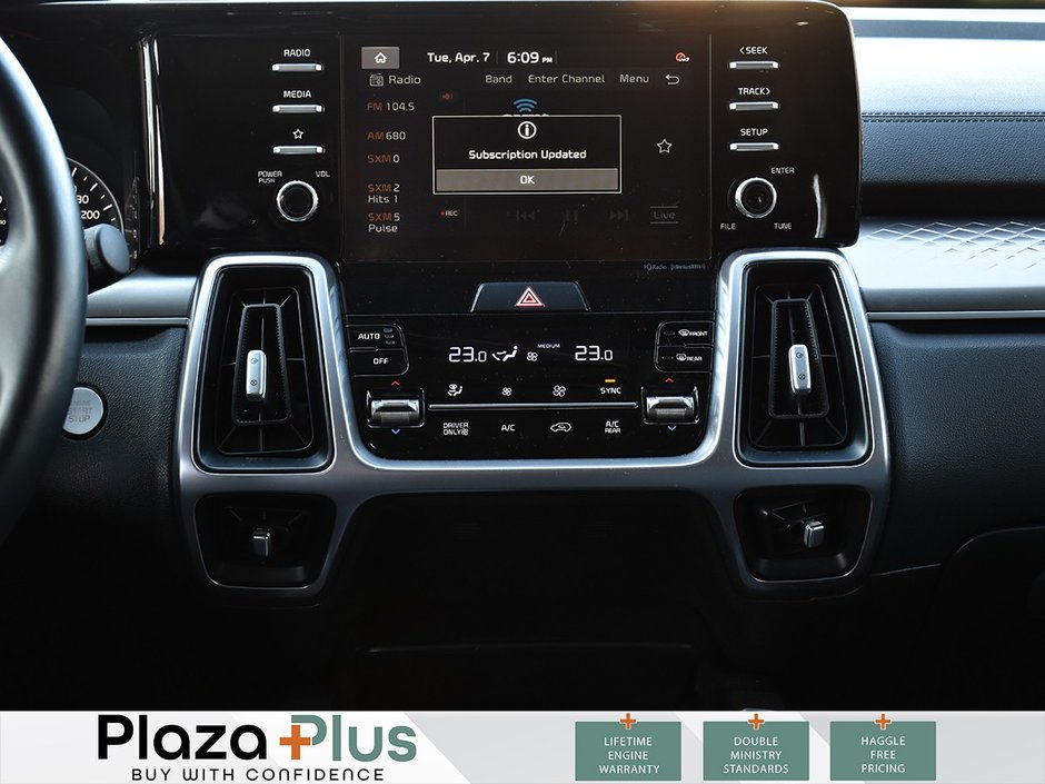 2022 Kia Sorento Hybrid EX-16