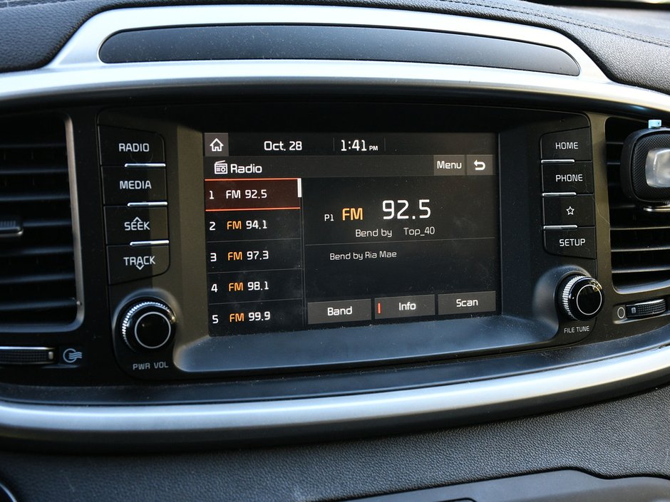 2020 Kia Sorento LX Certified | Backup Camera | Heated Front Seats | Power Mirrors | Bluetooth