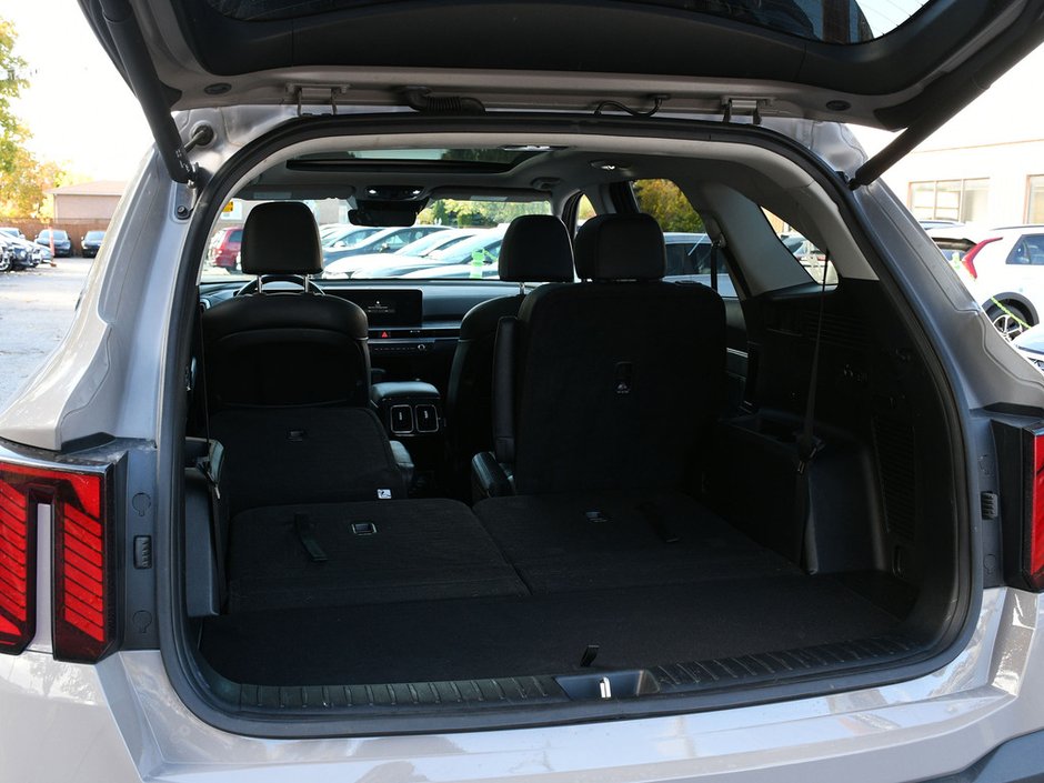 2024 Kia Sorento X-Line Limited CPO | NAVI | 3rd Row Seating | Blindspot Monitor | Moonroof | Backup Camera