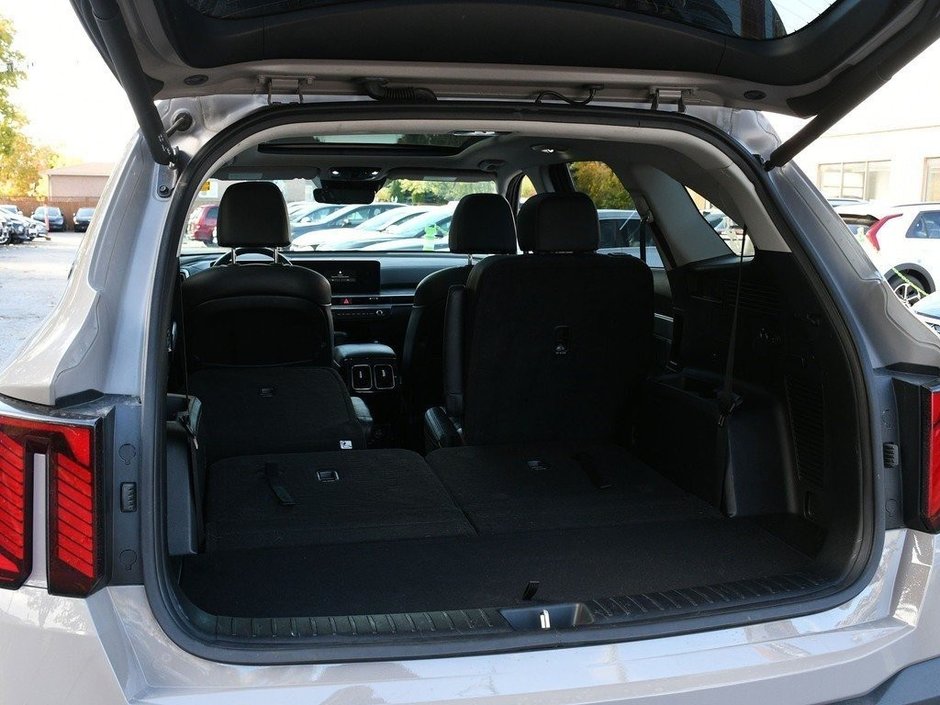 2024 Kia Sorento X-Line Limited CPO | NAVI | 3rd Row Seating | Blindspot Monitor | Moonroof | Backup Camera