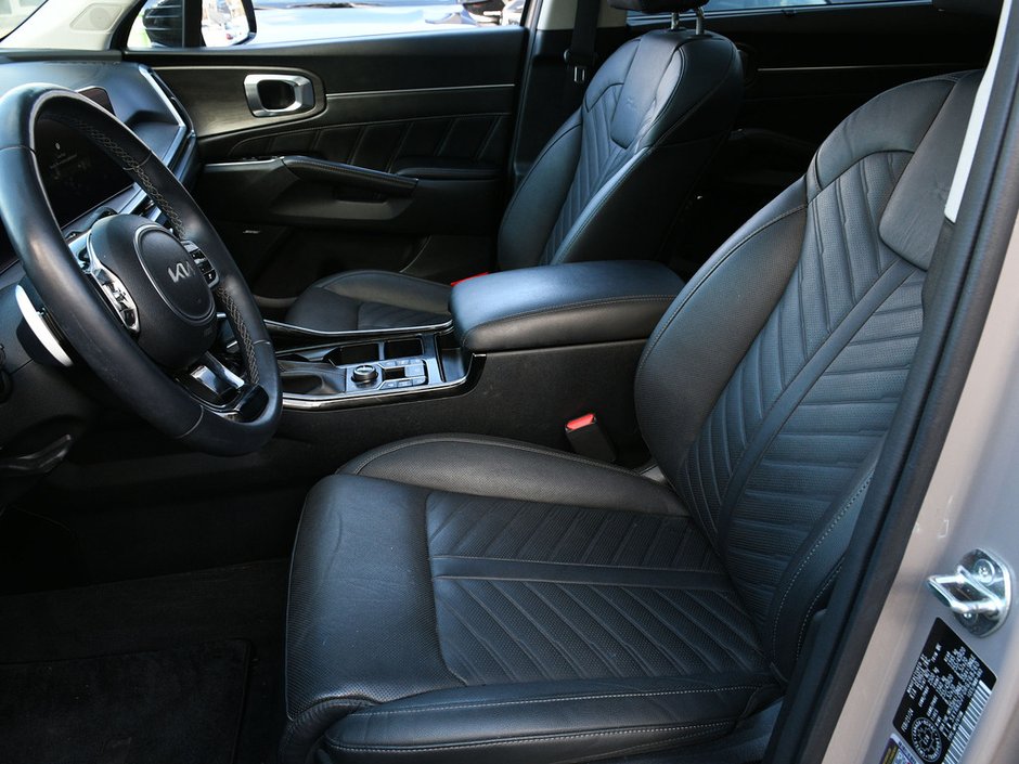 2024 Kia Sorento X-Line Limited CPO | NAVI | 3rd Row Seating | Blindspot Monitor | Moonroof | Backup Camera