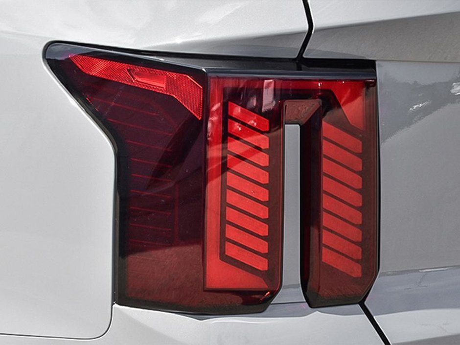 2025 Kia Sorento X-Line Limited Black Interior-9