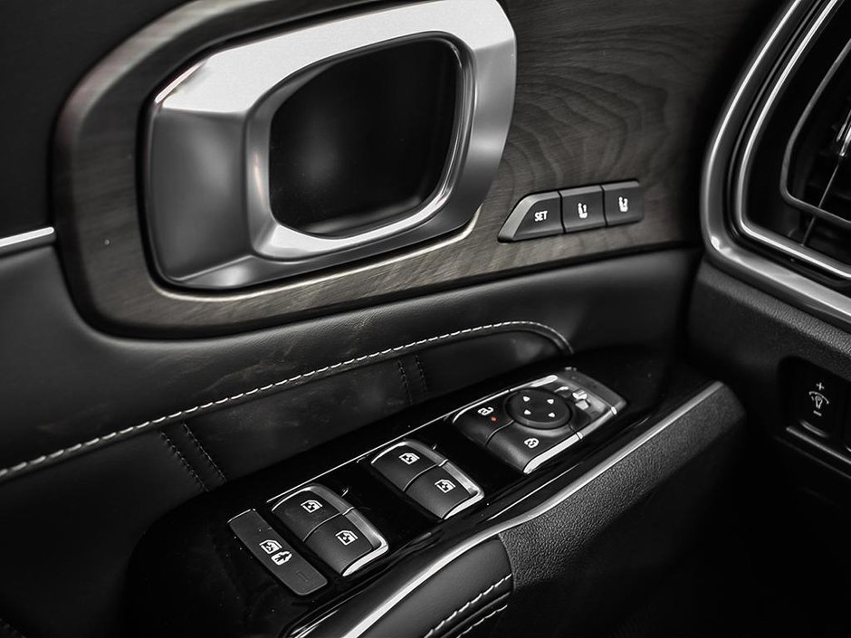 2025 Kia Sorento X-Line Limited Black Interior-14
