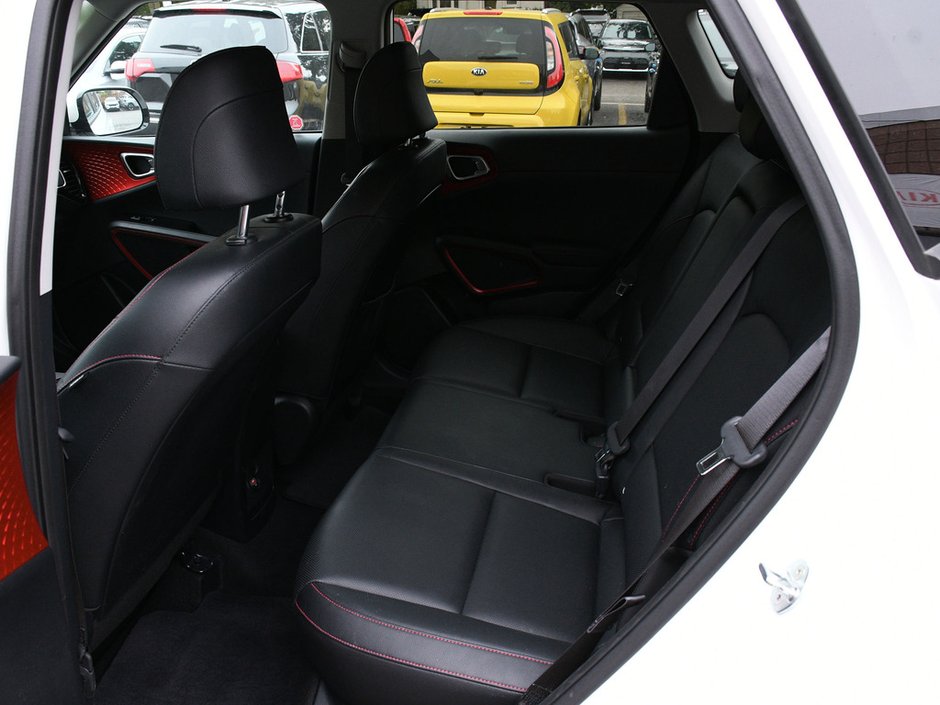 2022 Kia Soul GT- LINE-13