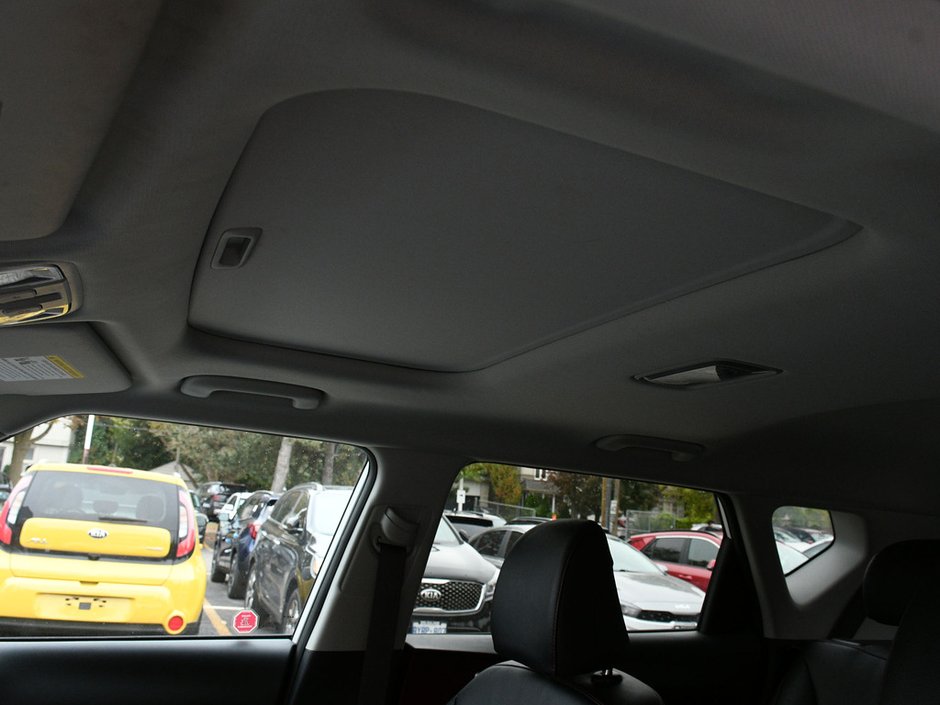 2022 Kia Soul GT- LINE-12