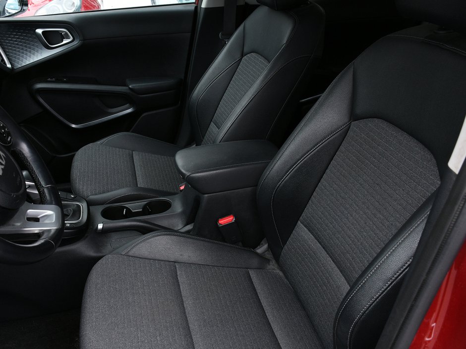 2022 Kia Soul EX+-10