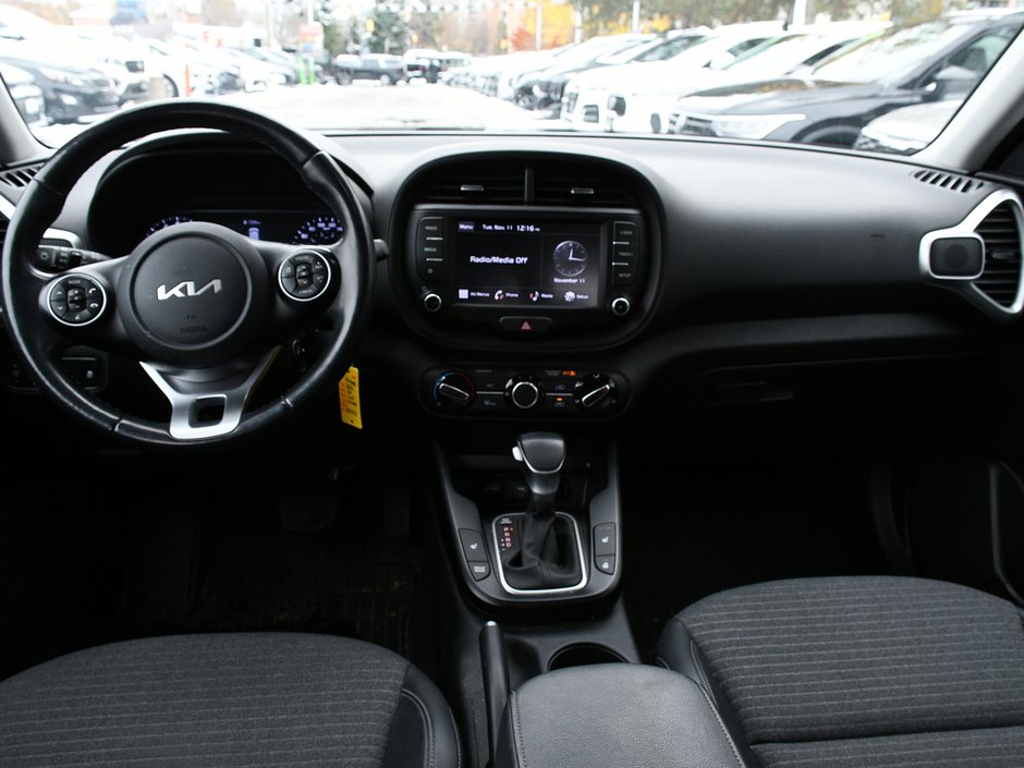 2022 Kia Soul EX+-13