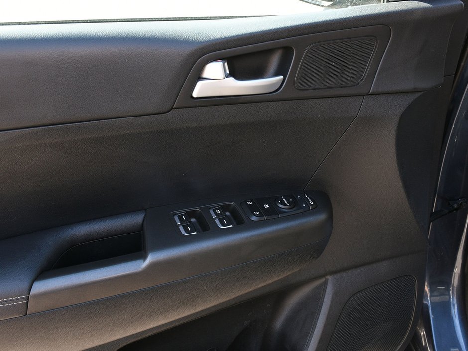 2021 Kia Sportage EX S-8