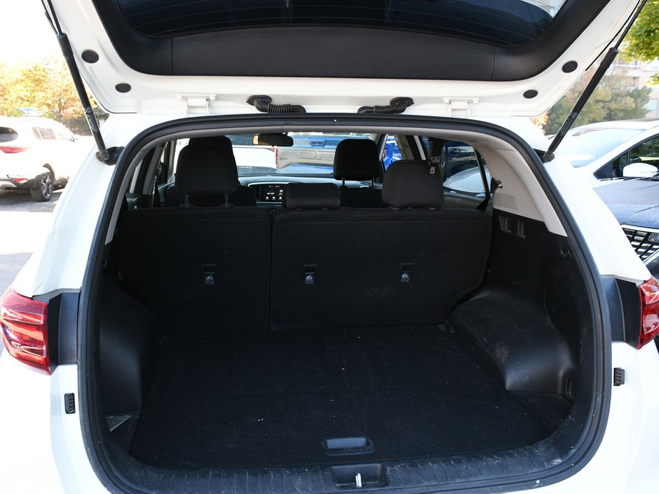 2022 Kia Sportage EX S-7