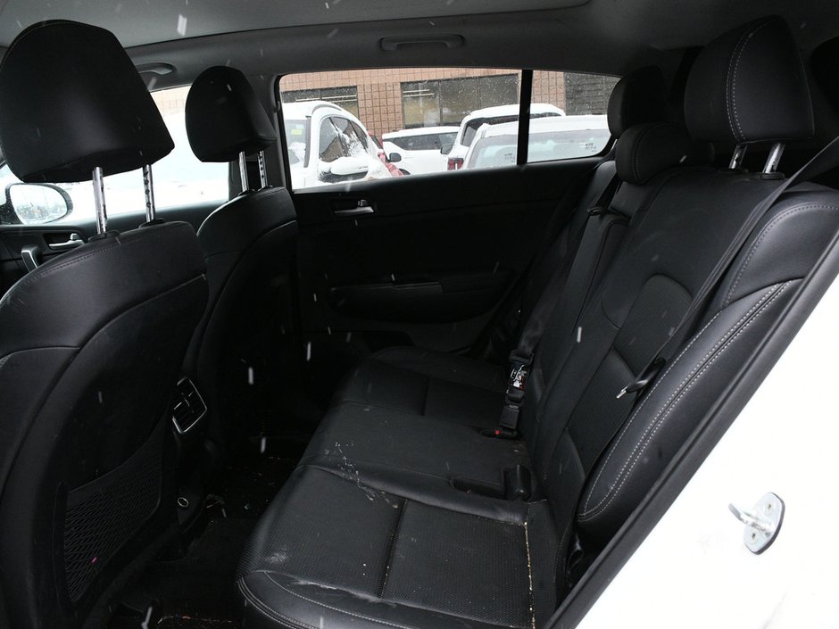 2022 Kia Sportage EX Premium S-10