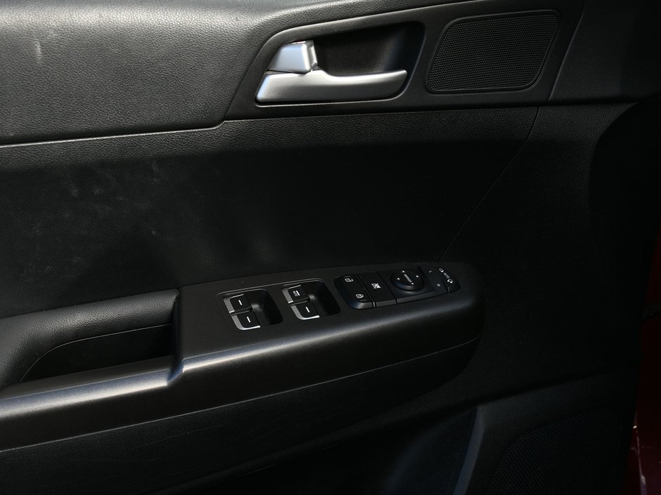 2022 Kia Sportage EX S-8