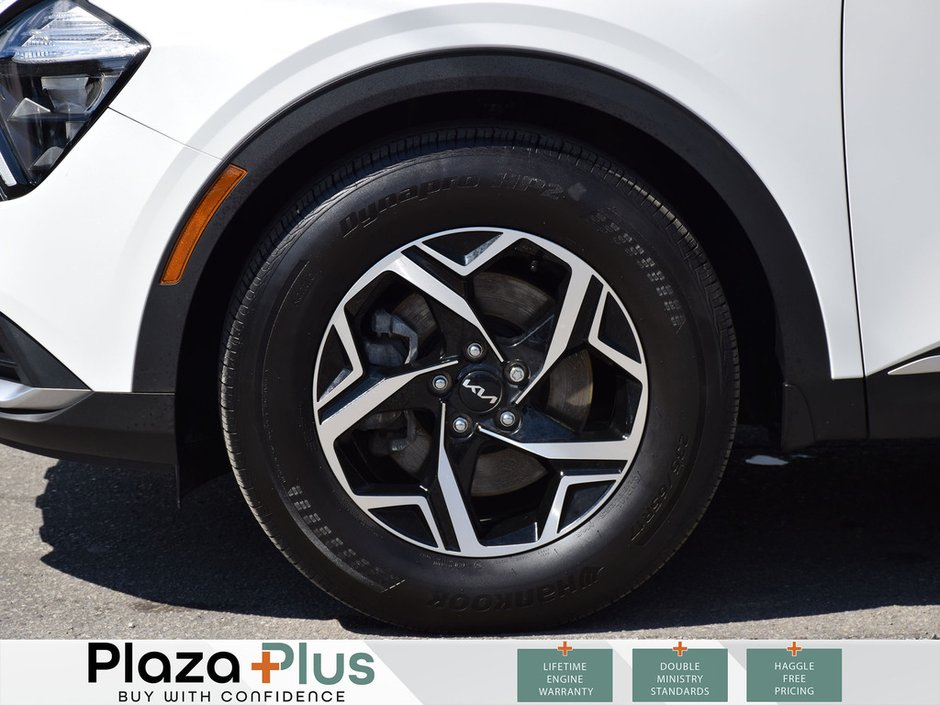 2023 Kia Sportage LX Certified | Low Mileage | Apple Carplay | Android Auto | Backup Camera
