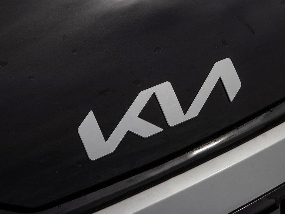 2026 Kia Sportage EX Premium-12