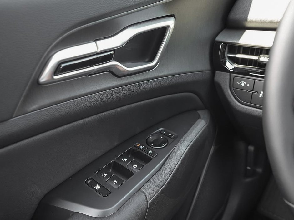 2026 Kia Sportage X-Line-13